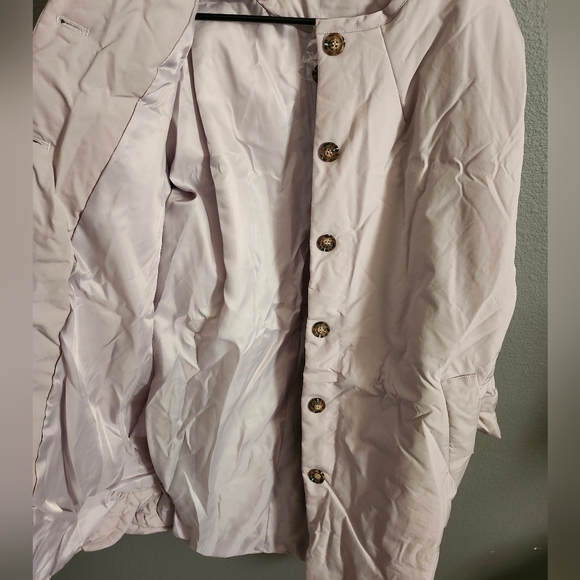 NYLON TRENCH COAT✨️ - Picture 6 of 11